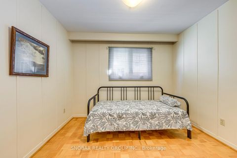 Photo 13 at 6 Sunvale Drive, Richview, Toronto