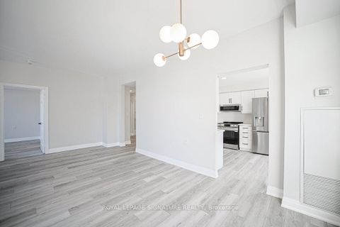 Photo 5 at 309 - 1750 Bayview Avenue, Mount Pleasant East, Toronto