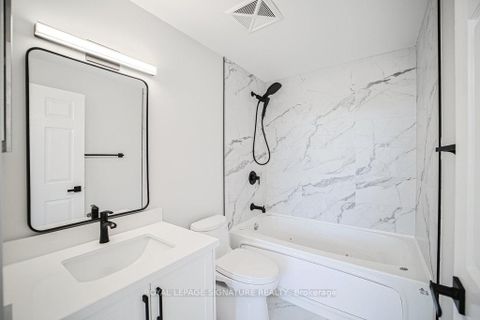 Photo 15 at 309 - 1750 Bayview Avenue, Mount Pleasant East, Toronto
