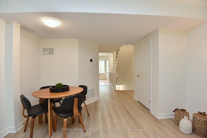 Photo 10 at 14 - 4045 Upper Middle Road, Rose, Burlington