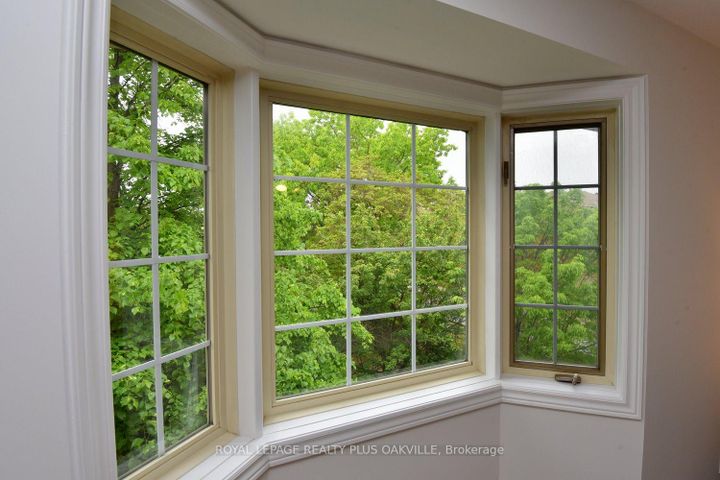 Photo 23 at 14 - 4045 Upper Middle Road, Rose, Burlington