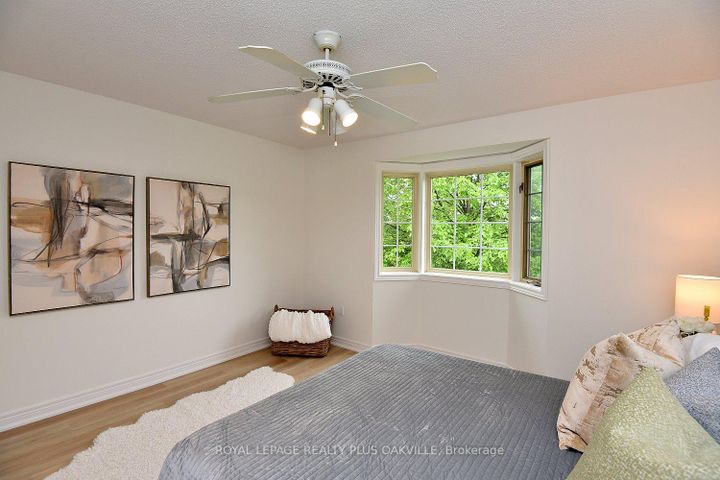 Photo 25 at 14 - 4045 Upper Middle Road, Rose, Burlington