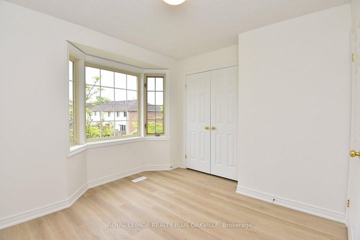 Photo 29 at 14 - 4045 Upper Middle Road, Rose, Burlington