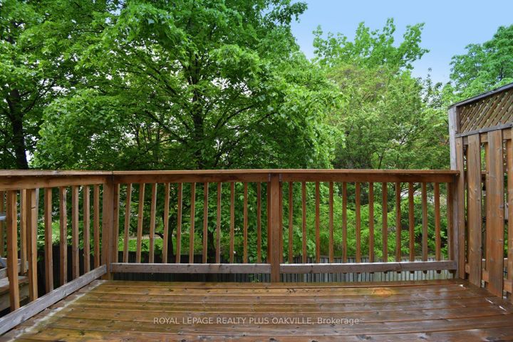 Photo 32 at 14 - 4045 Upper Middle Road, Rose, Burlington