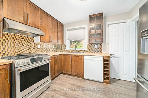 Photo 9 at 305 James Street, Downtown Whitby, Whitby