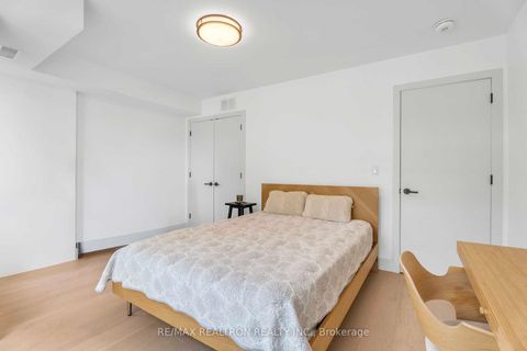 Photo 20 at 38 Alameda Avenue, Oakwood Village, Toronto
