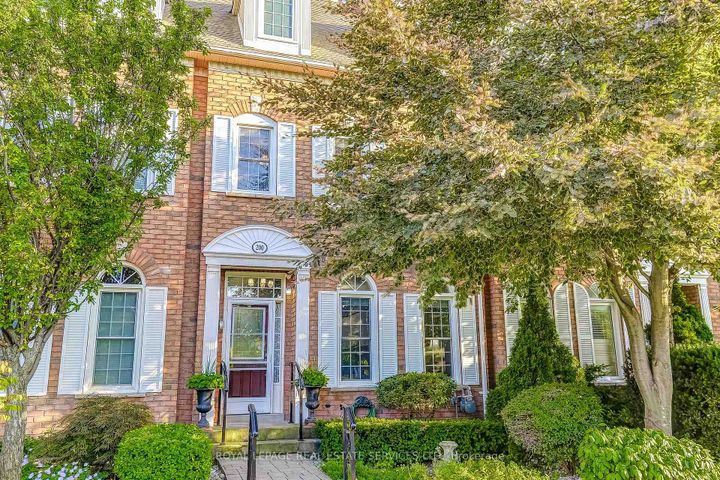 Photo 5 at 200 Glenashton Drive, RO River Oaks, Oakville