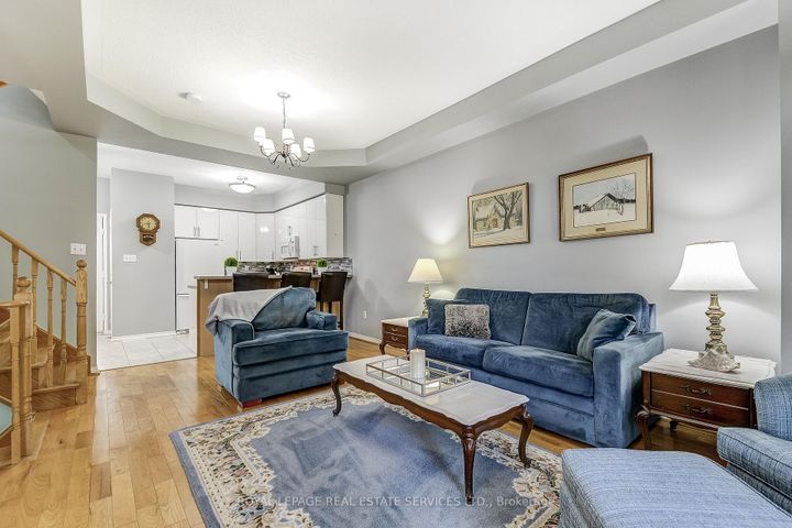 Photo 12 at 200 Glenashton Drive, RO River Oaks, Oakville