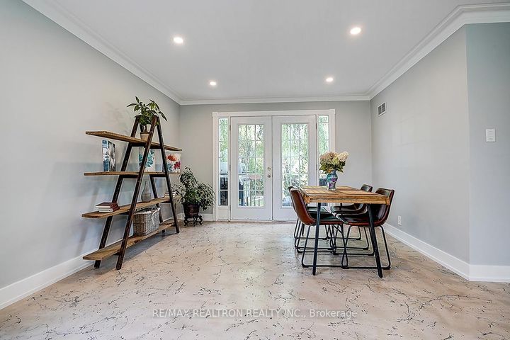 Photo 9 at 904 Parklane Avenue, Eastdale, Oshawa