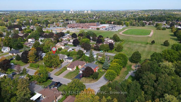 Photo 43 at 904 Parklane Avenue, Eastdale, Oshawa