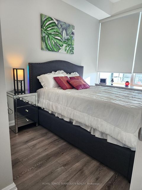 Photo 14 at 610 - 4208 Dundas Street, Humber Valley, Toronto