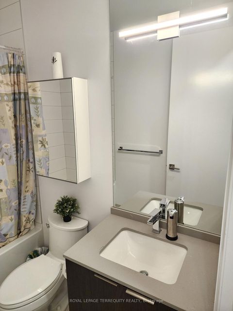 Photo 18 at 610 - 4208 Dundas Street, Humber Valley, Toronto