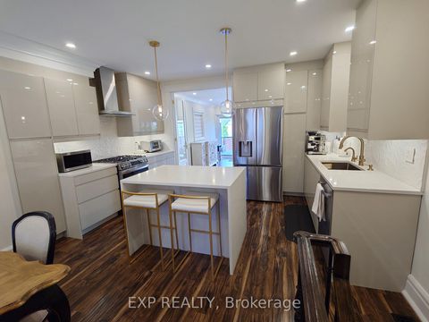 Photo 11 at 36 Talbot Street, Pellam Park, Toronto