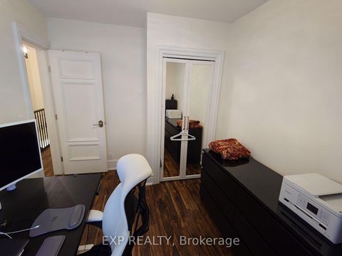 Photo 32 at 36 Talbot Street, Pellam Park, Toronto