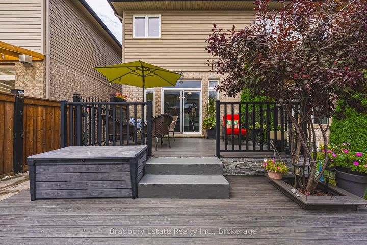 Photo 44 at 11 Weathering Heights, Stoney Creek Mountain, Hamilton