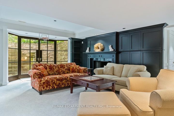 Photo 27 at 905 Sangster Avenue, Lorne Park, Mississauga