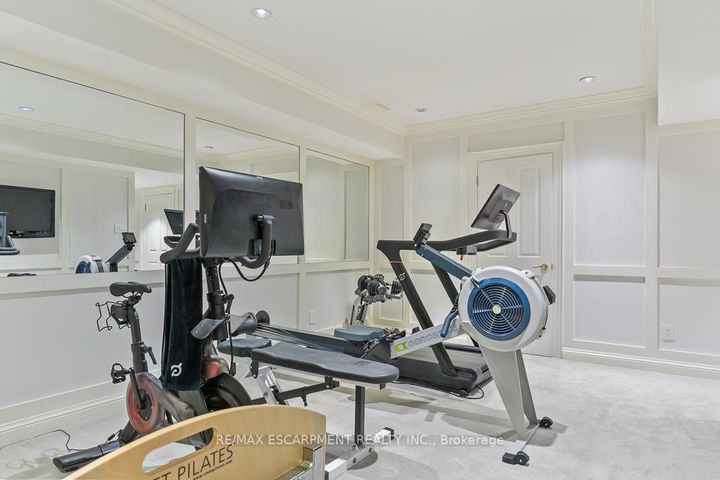 Photo 30 at 905 Sangster Avenue, Lorne Park, Mississauga