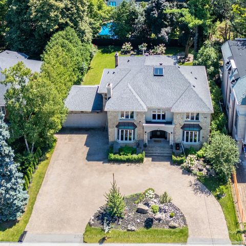 Photo 1 at 151 Highland Crescent, York Mills, Toronto