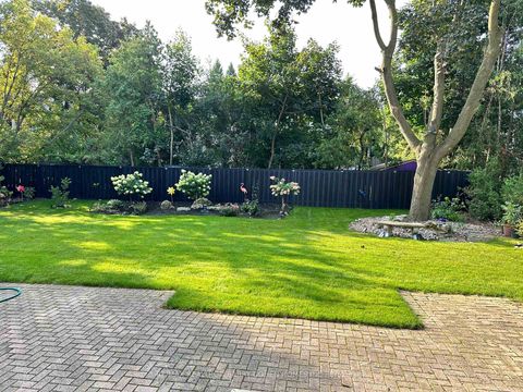 Photo 45 at 151 Highland Crescent, York Mills, Toronto