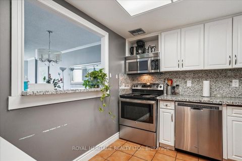 Photo 20 at 1116 - 20 Dean Park Road, Rouge E11, Toronto