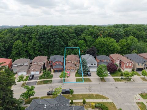 Photo 22 at 86 Larratt Lane, Westbrook, Richmond Hill