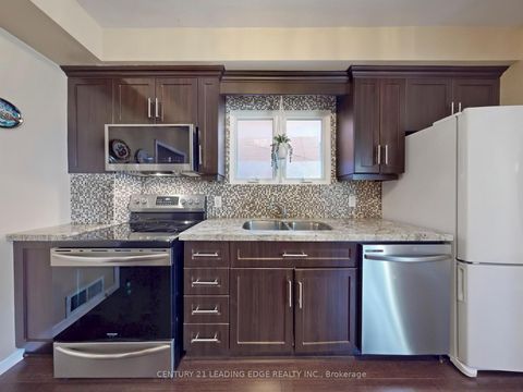 Photo 12 at 286 Glenholme Avenue, Oakwood Village, Toronto