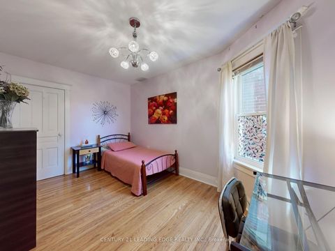 Photo 23 at 286 Glenholme Avenue, Oakwood Village, Toronto