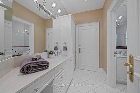 Photo 20 at 428 Glengrove Avenue, Nortown, Toronto