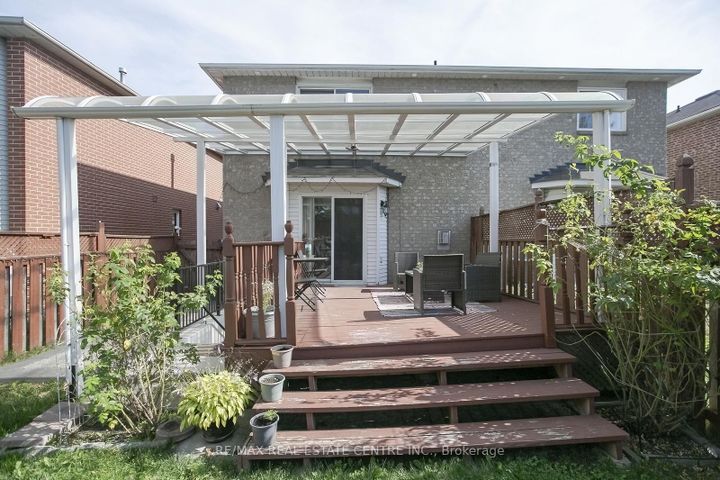 Photo 38 at 5600 Cortina Crescent, Hurontario, Mississauga