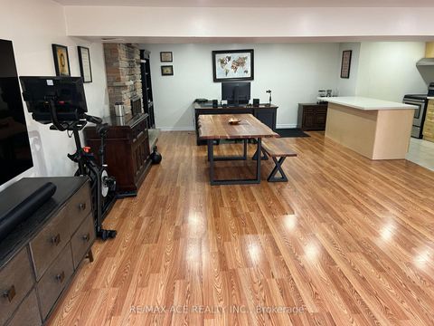Photo 11 at 14 Hillock Place, Woburn, Toronto