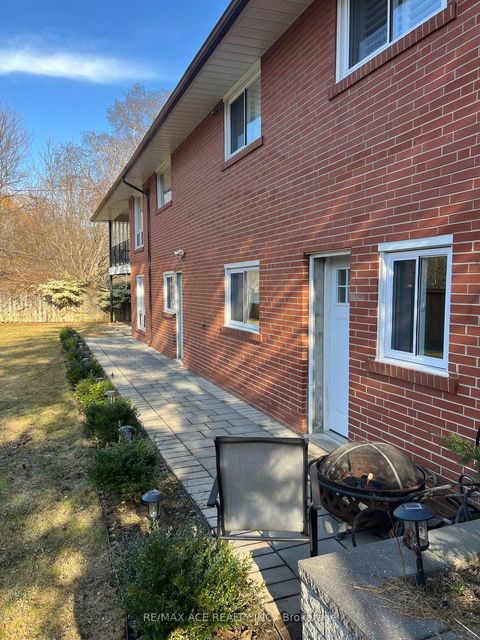 Photo 14 at 14 Hillock Place, Woburn, Toronto