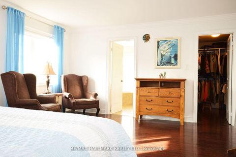 Photo 28 at 128 Wolf Creek Crescent, Patterson, Vaughan