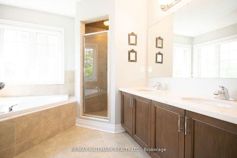 Photo 29 at 128 Wolf Creek Crescent, Patterson, Vaughan