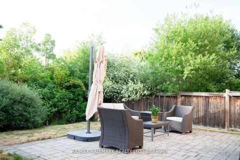 Photo 38 at 128 Wolf Creek Crescent, Patterson, Vaughan