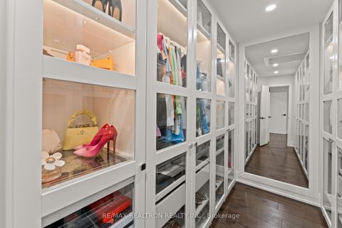 Photo 27 at 63 Willett Crescent, Mill Pond, Richmond Hill