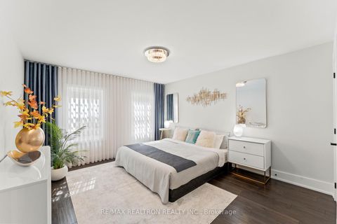 Photo 28 at 63 Willett Crescent, Mill Pond, Richmond Hill