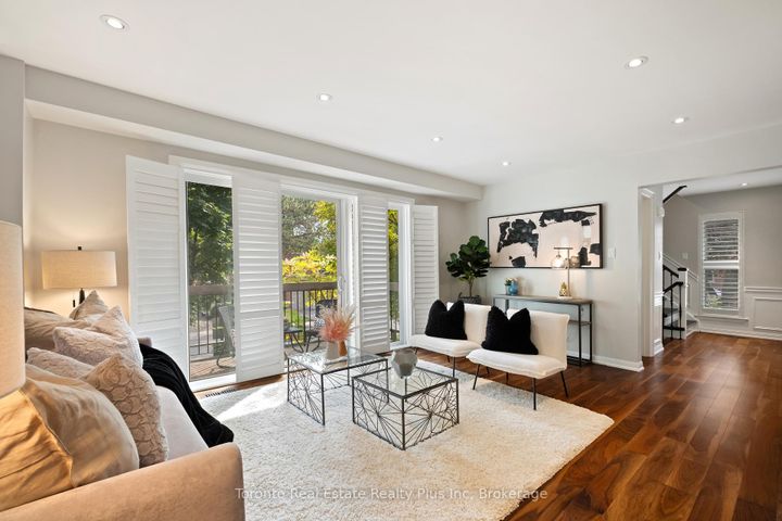 Photo 5 at 29 Anvil Millway, Windfields, Toronto