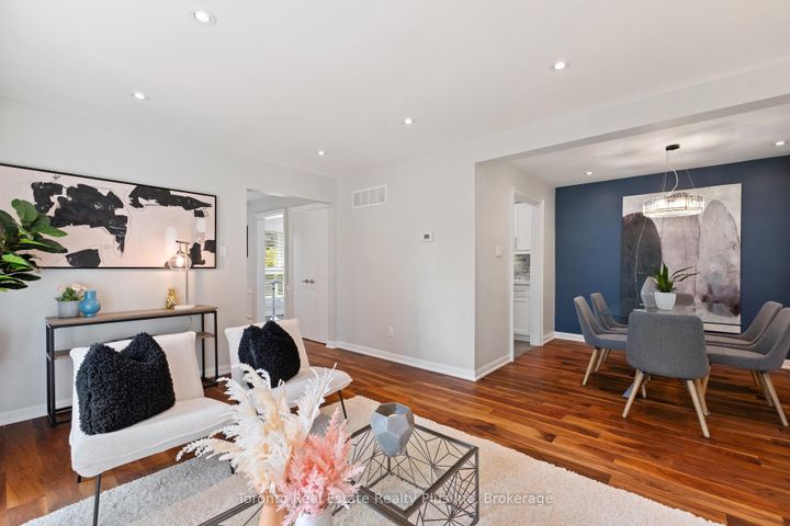 Photo 10 at 29 Anvil Millway, Windfields, Toronto
