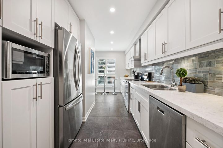 Photo 11 at 29 Anvil Millway, Windfields, Toronto