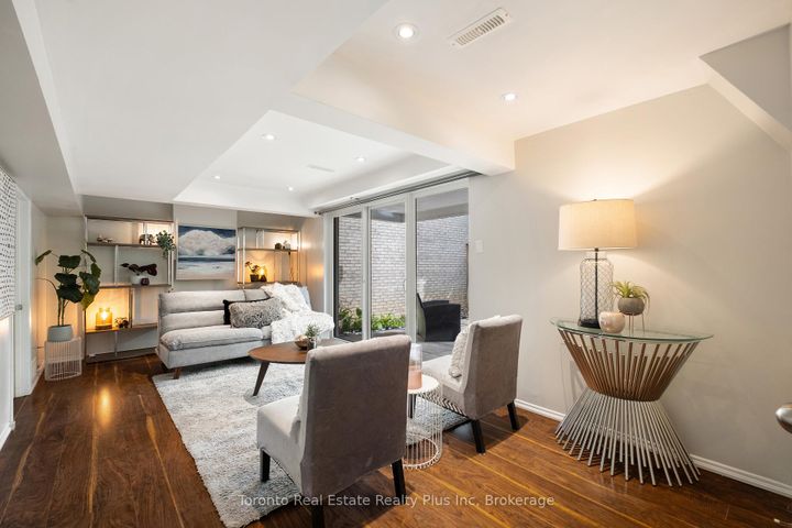 Photo 25 at 29 Anvil Millway, Windfields, Toronto