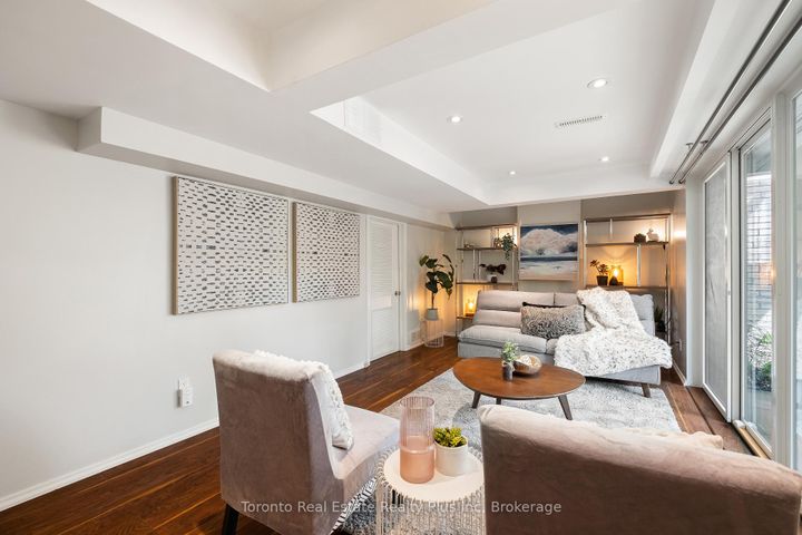 Photo 26 at 29 Anvil Millway, Windfields, Toronto