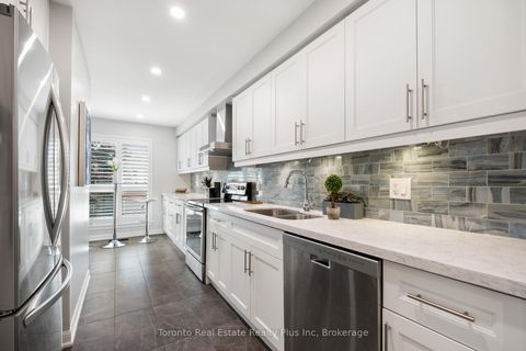 Photo 12 at 29 Anvil Millway, Windfields, Toronto