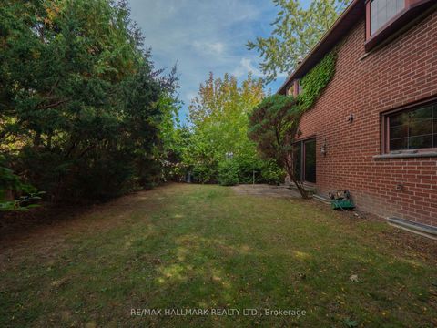 Photo 6 at 68 Pinnacle Road, Windfields, Toronto