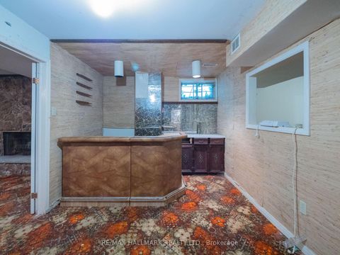 Photo 16 at 68 Pinnacle Road, Windfields, Toronto
