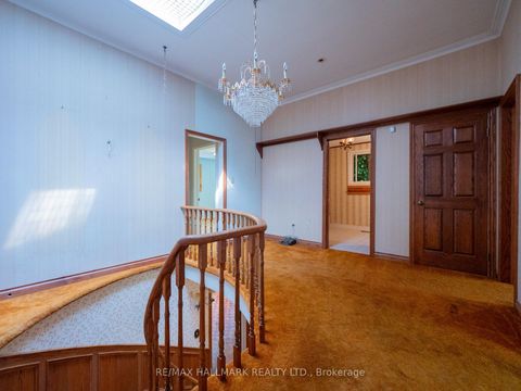 Photo 32 at 68 Pinnacle Road, Windfields, Toronto