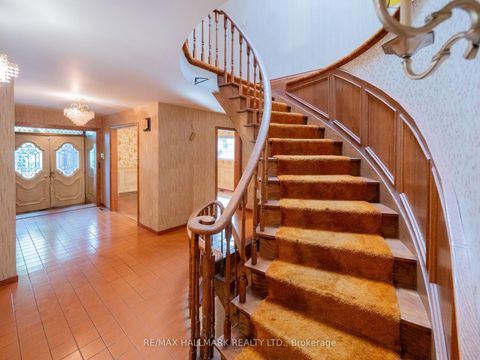 Photo 34 at 68 Pinnacle Road, Windfields, Toronto