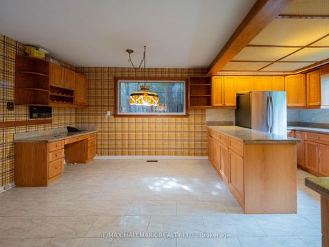 Photo 45 at 68 Pinnacle Road, Windfields, Toronto