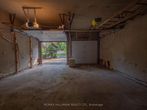 Photo 48 at 68 Pinnacle Road, Windfields, Toronto
