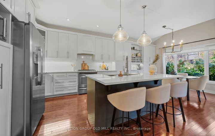 Photo 6 at 3304 Stalybridge Drive, BC Bronte Creek, Oakville