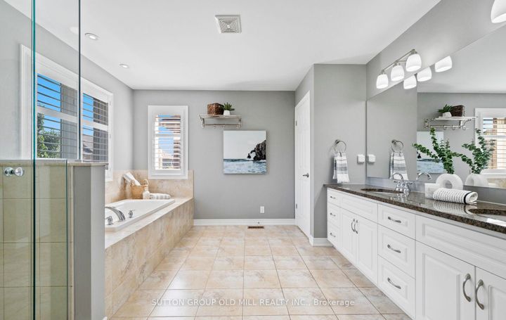 Photo 22 at 3304 Stalybridge Drive, BC Bronte Creek, Oakville